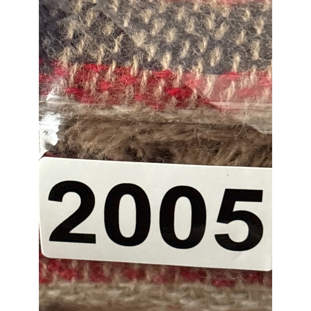 ModCloth Blanket Scarf OS Tan Red Green Plaid Preppy Academic Oversized Wrap - Picture 9 of 10